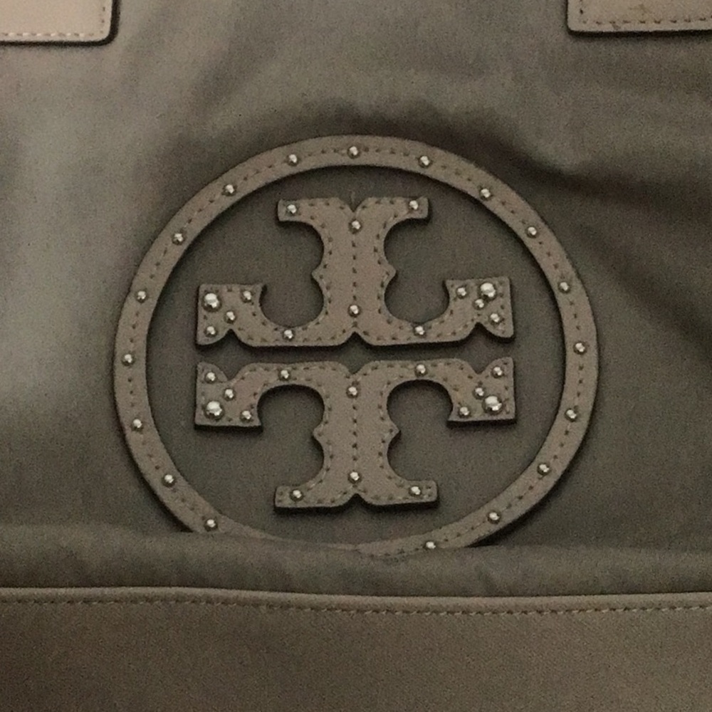 Tory Burch Authentic